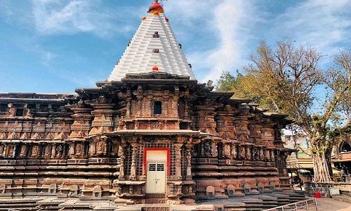 Exploring the Sacred Temples in Kolhapur: A Journey Through History and Devotion